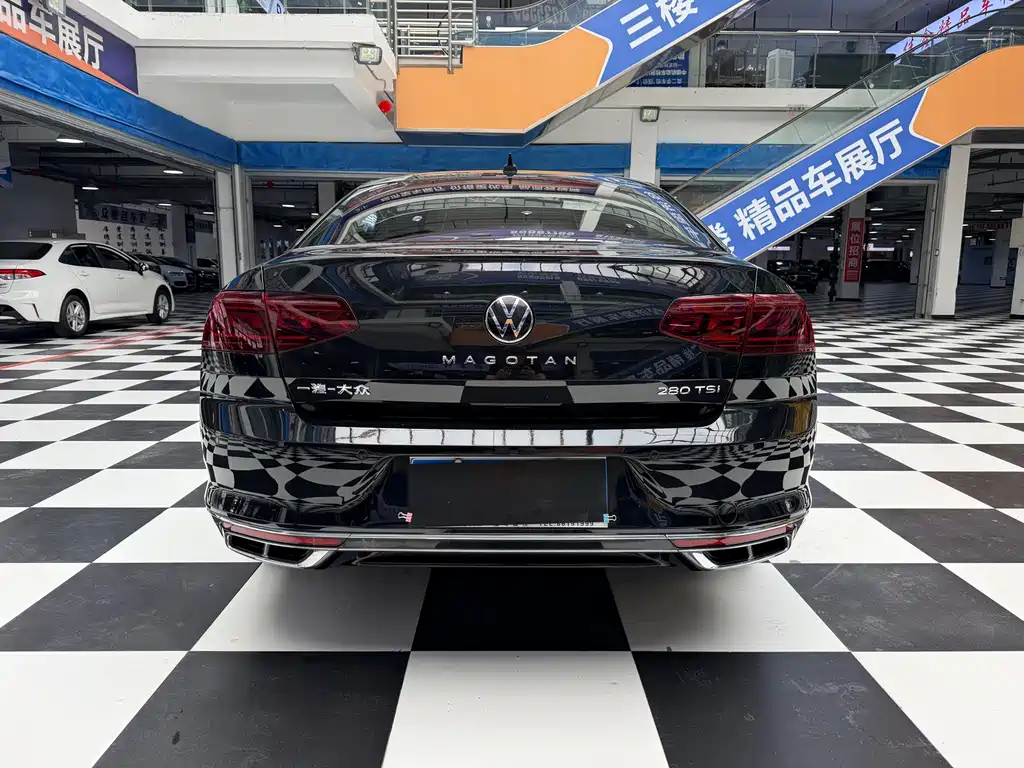 Magotan 2023 2 million commemorative edition 280TSI DSG leading model купить на сайте DeffCars