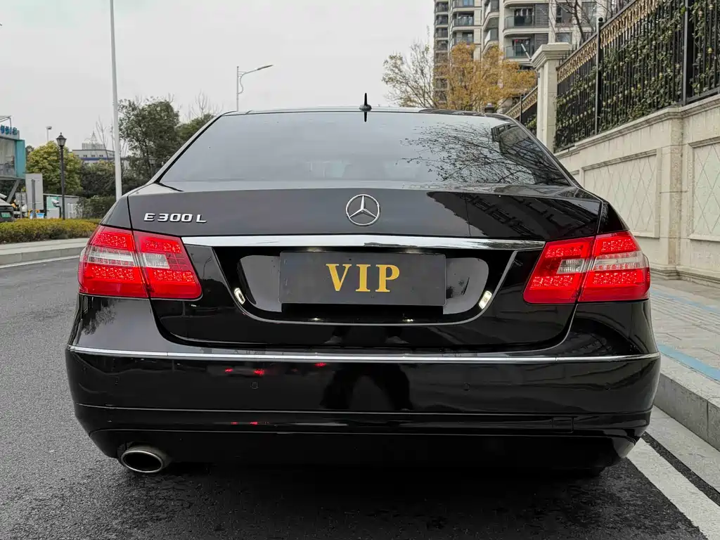 Mercedes-Benz E-Class 2012 E 260 L CGI Fashion Model купить на сайте DeffCars