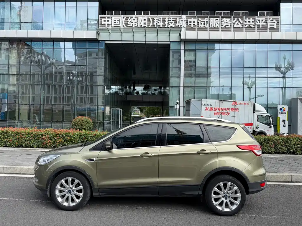 Escape 2015 1.5L GTDi two-wheel drive stylish model купить на сайте DeffCars