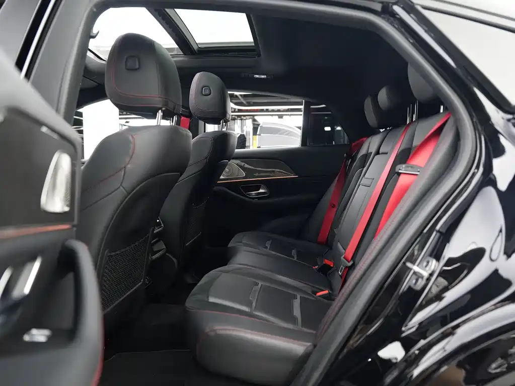 Mercedes-Benz GLE Coupe AMG 2023 AMG GLE 53 4MATIC+ Coupe SUV купить на сайте DeffCars