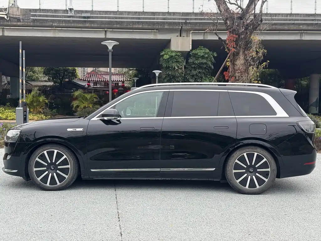 Wenjie M9 2024 extended range Ultra version 42kWh 6-seater version купить на сайте DeffCars