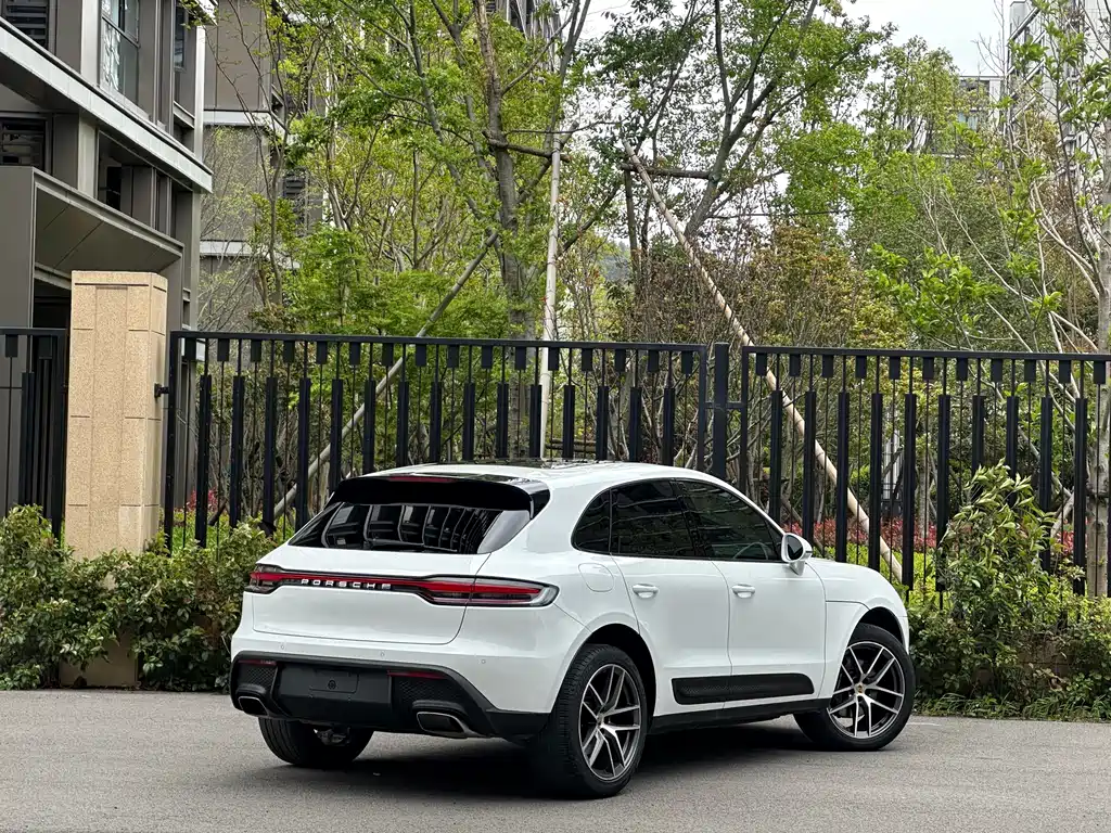 Macan 2023 Macan 2.0T купить на сайте DeffCars