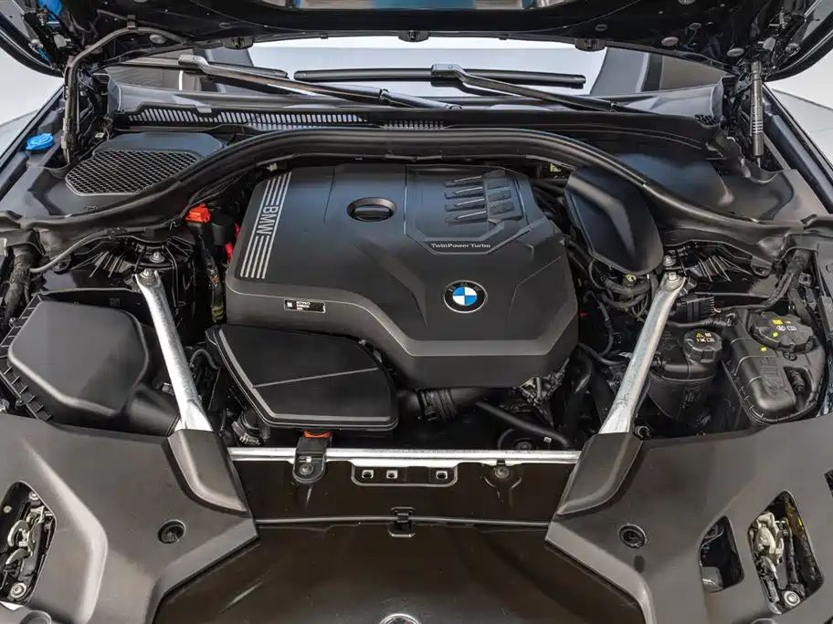 BMW 5 Series 2023 530Li Leading Luxury Package купить на сайте DeffCars