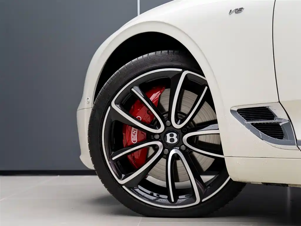 Continental 2020 4.0T GT V8 купить на сайте DeffCars