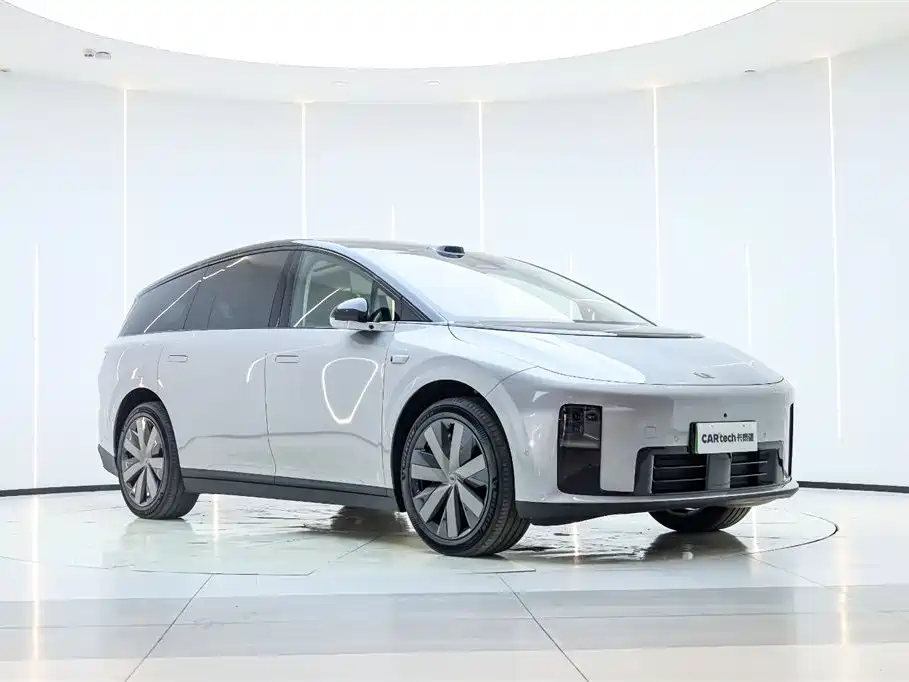 Ideal i8 2025 Standard Edition купить на сайте DeffCars