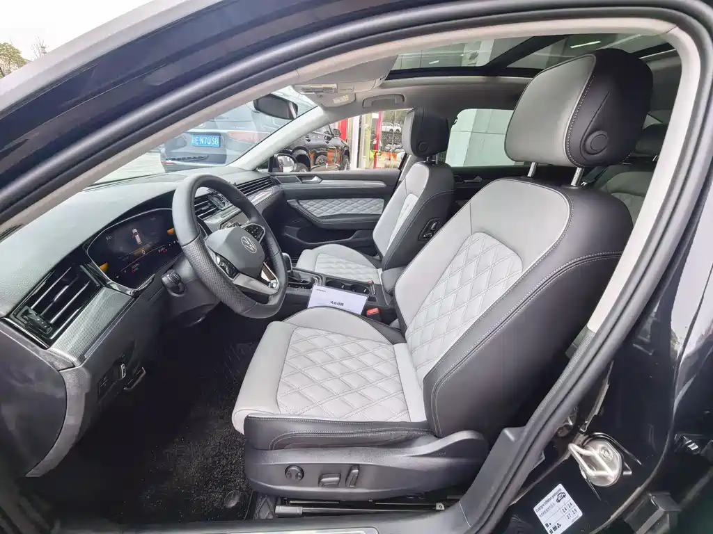 Magotan 2025 model 280TSI DSG comfort model купить на сайте DeffCars