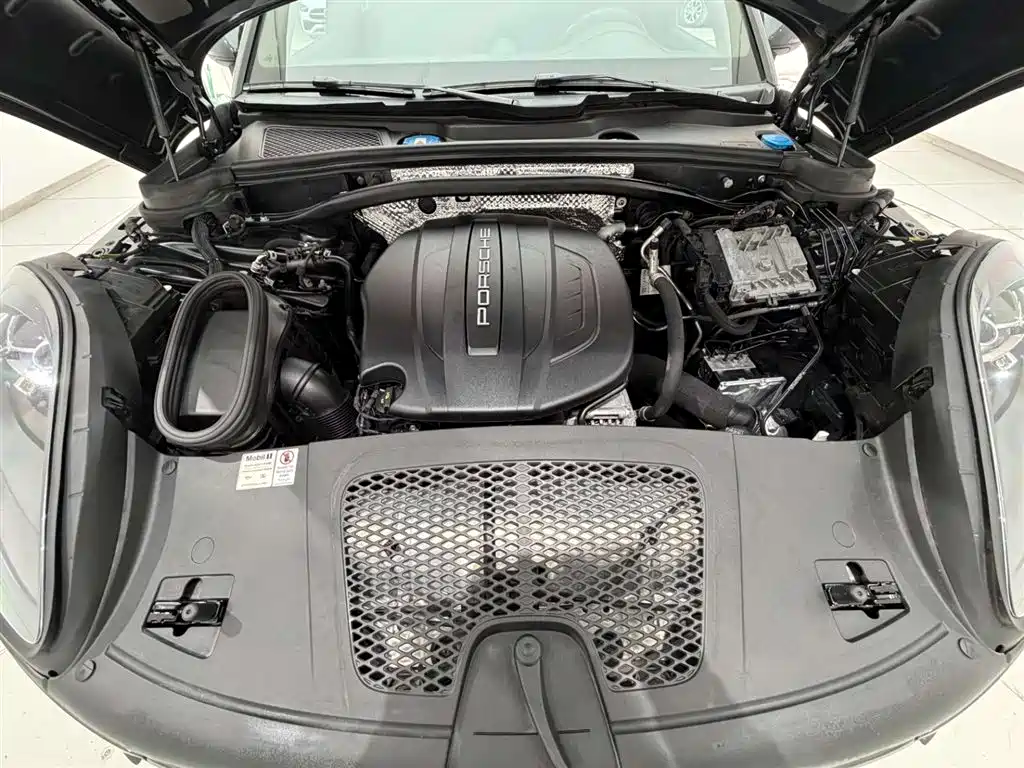 Macan 2020 Macan 2.0T купить на сайте DeffCars