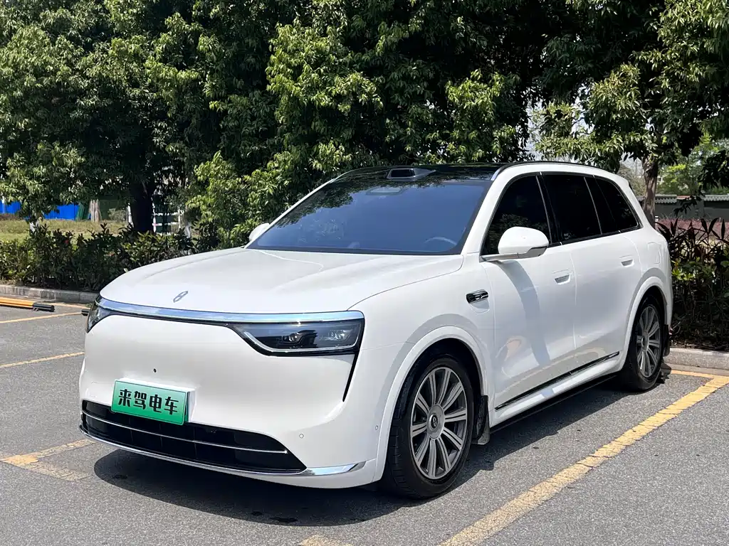 Wenjie M8 2025 extended range Max+ version 53.4kWh 5-seater version купить на сайте DeffCars