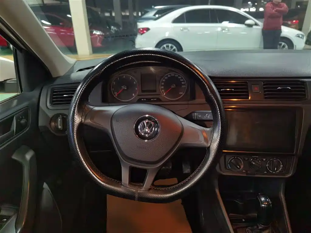 Santana 2019 1.5L automatic fashion version National VI купить на сайте DeffCars
