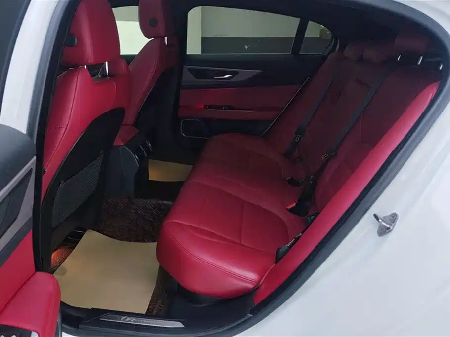 Jaguar XEL 2022 2.0T 250PS R-DYNAMIC S Advanced Sports Edition купить на сайте DeffCars
