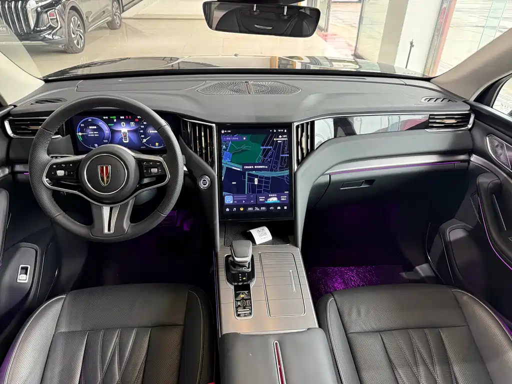Hongqi HS7 PHEV 2024 2.0T PHEV four-wheel drive Qichang version 7 seats купить на сайте DeffCars