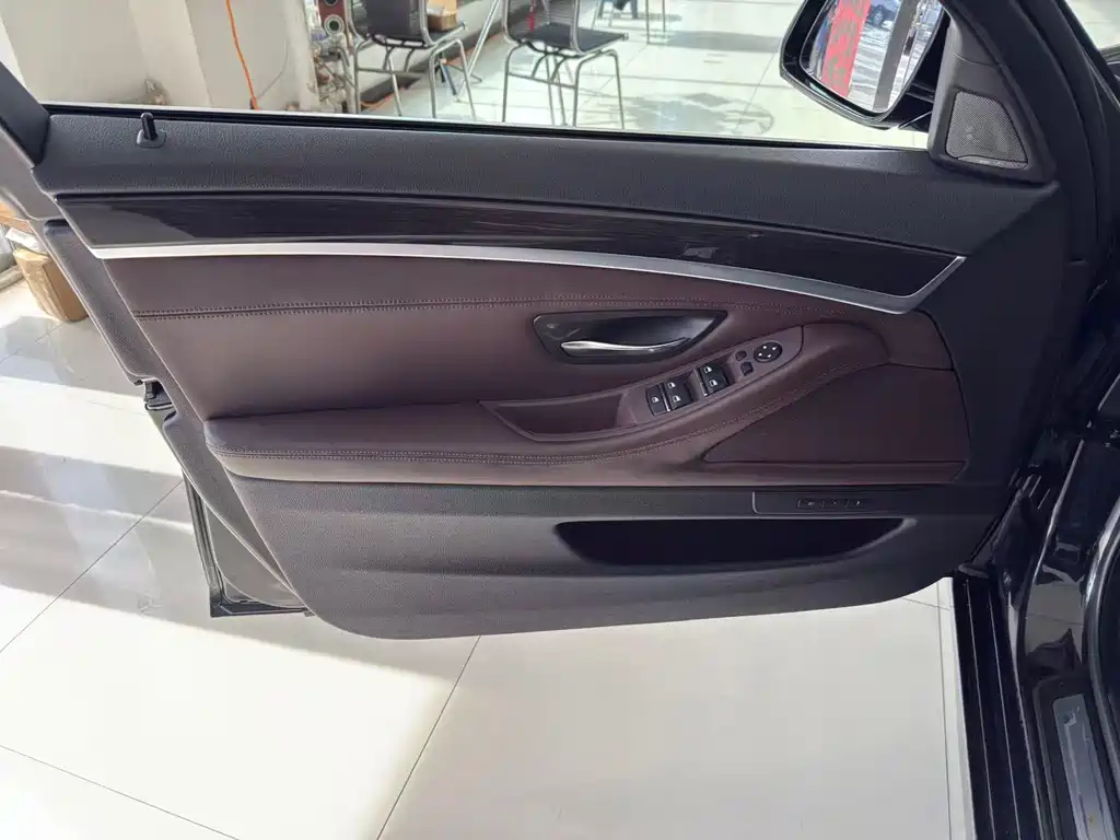 BMW 5 Series 2014 525Li Luxury Design Package купить на сайте DeffCars