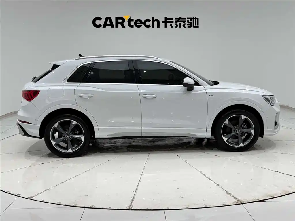 Audi Q3 2024 35 TFSI Fashionable and Dynamic купить на сайте DeffCars