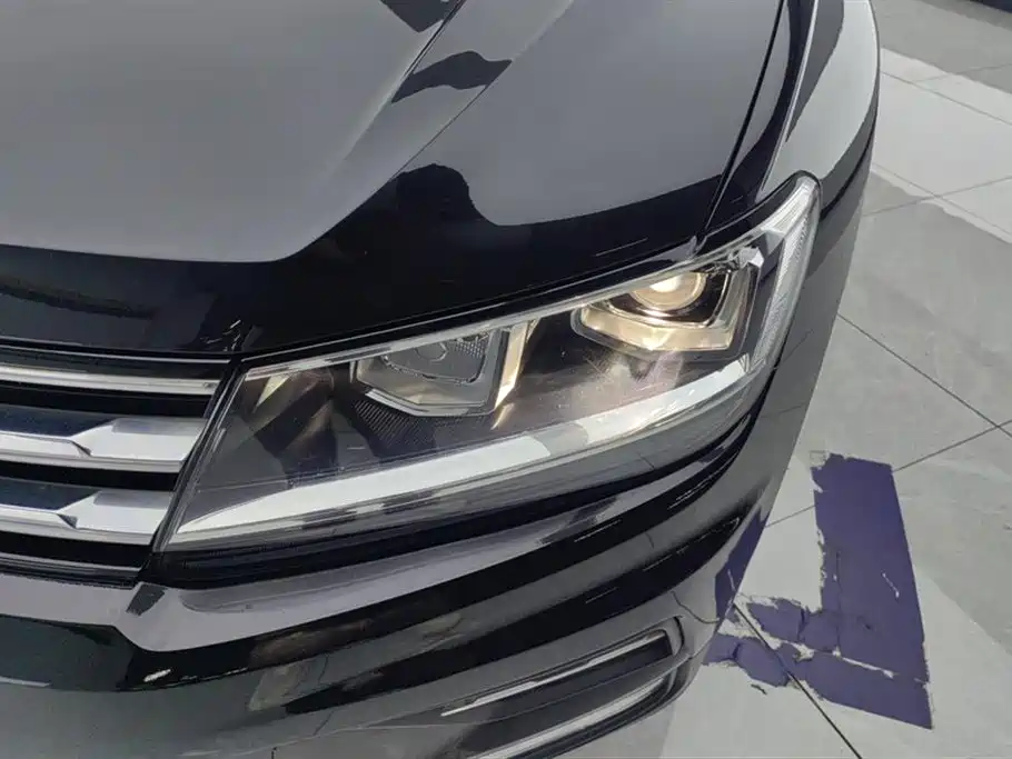 Tiguan L 2019 330TSI automatic two-wheel drive panoramic comfort version National VI купить на сайте DeffCars