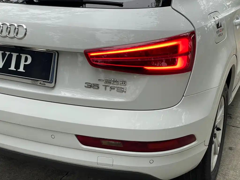 Audi Q3 2017 35 TFSI Fashion купить на сайте DeffCars