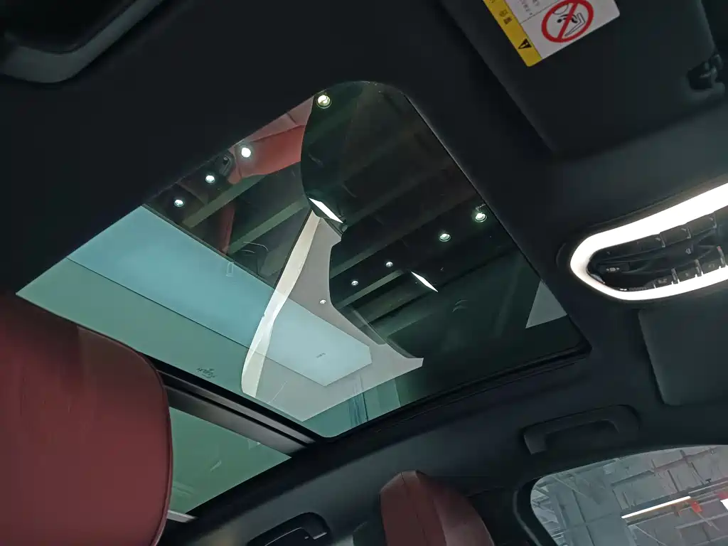 Macan 2023 Macan 2.0T купить на сайте DeffCars