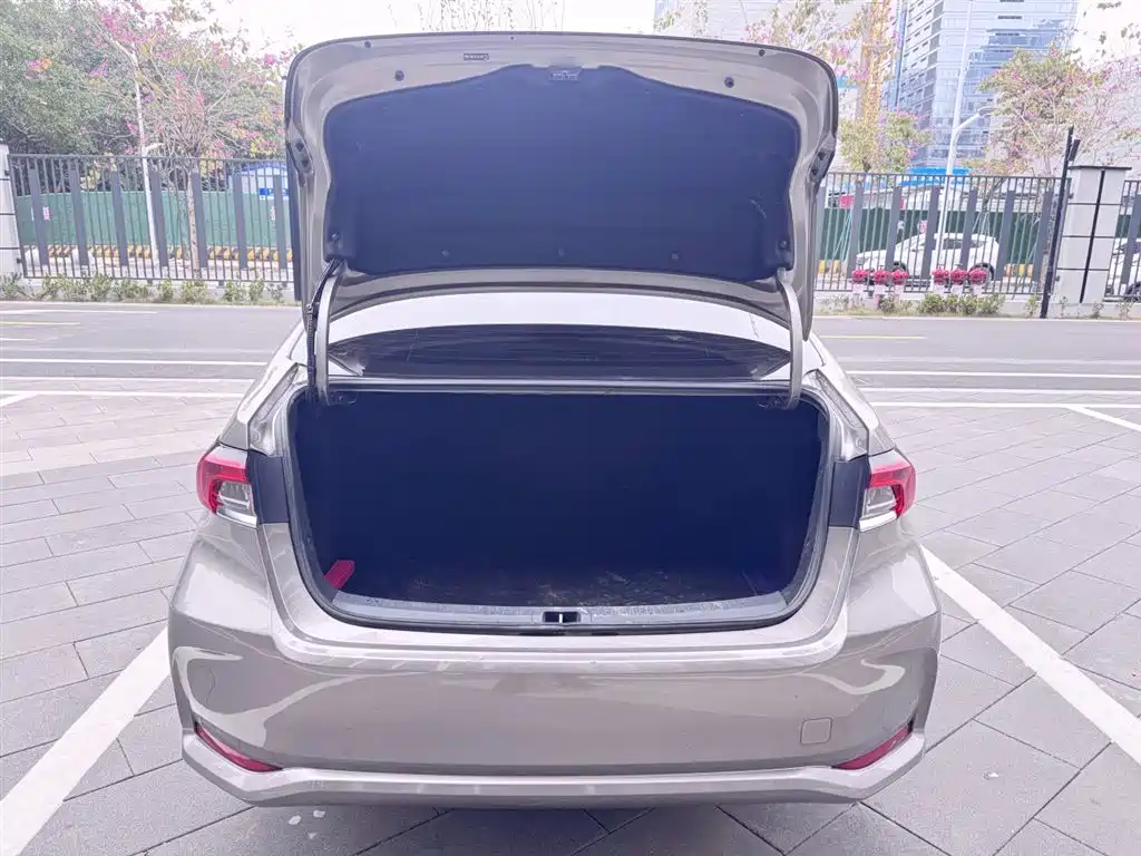 Corolla 2021 1.2T S-CVT Pioneer Edition купить на сайте DeffCars