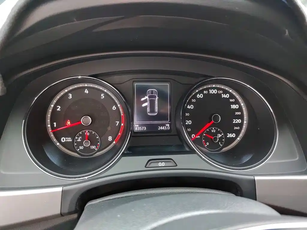 Touron 2017 380TSI four-wheel drive luxury version купить на сайте DeffCars