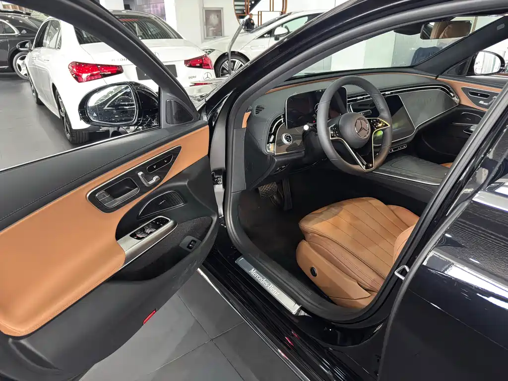 Mercedes-Benz E-Class 2026 E 260 L купить на сайте DeffCars