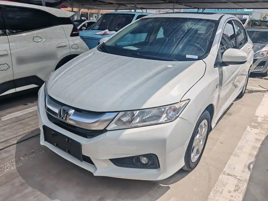 Fengfan 2017 1.5L CVT Deluxe Edition купить на сайте DeffCars