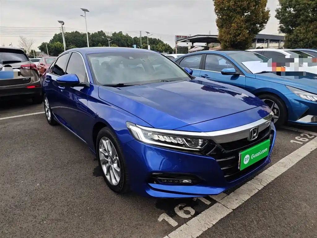 Accord 2018 260TURBO Deluxe Edition National V купить на сайте DeffCars
