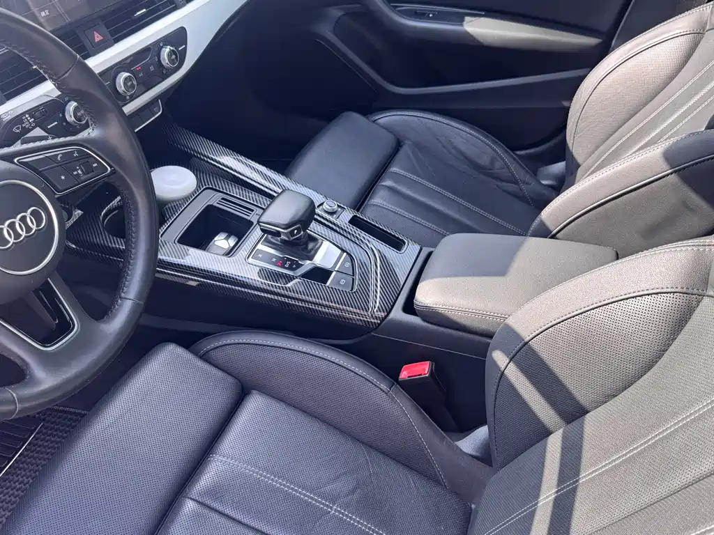 Audi A4L 2020 40 TFSI Fashionable and Elegant купить на сайте DeffCars