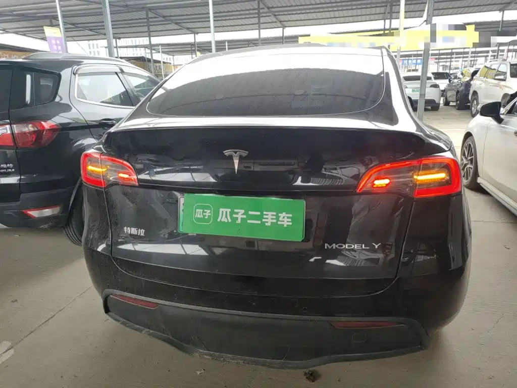 Model Y 2023 rear-wheel drive version купить на сайте DeffCars