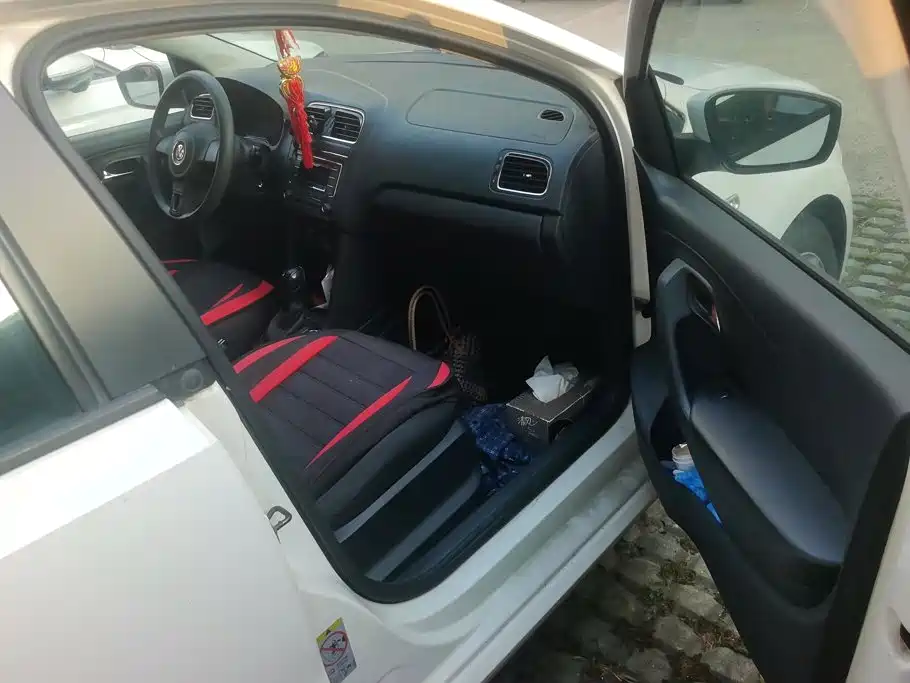 Polo 2013 1.4L automatic comfort version купить на сайте DeffCars