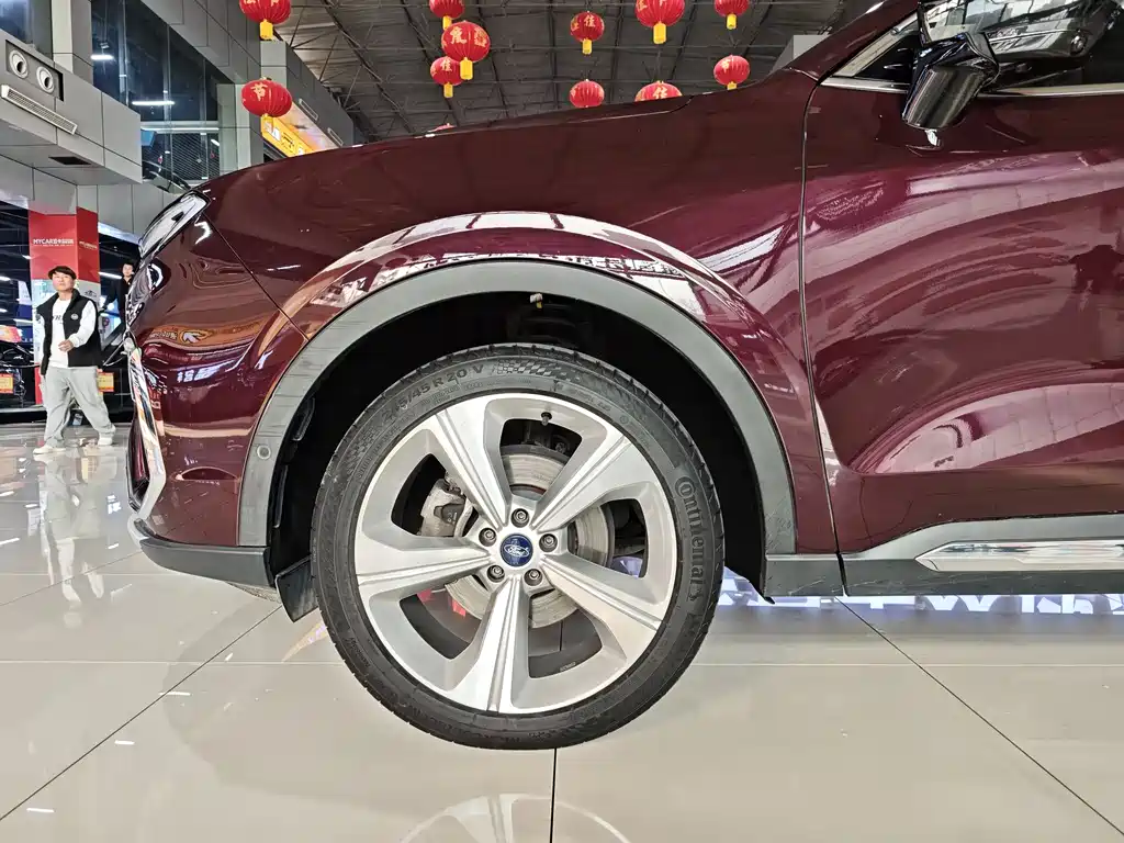 Lingyu 2021 EcoBoost 225 Collar Type PLUS 7 Seats купить на сайте DeffCars