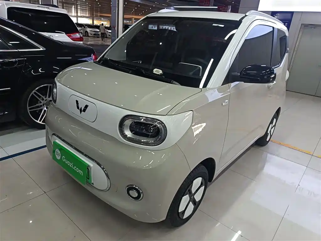 Hongguang MINIEV 2024 third generation 215km advanced version купить на сайте DeffCars