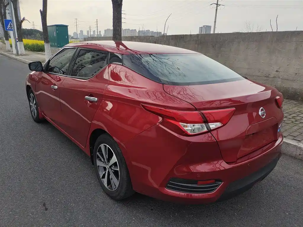 Bluebird 2019 1.6L CVT Cool Edition National VI купить на сайте DeffCars