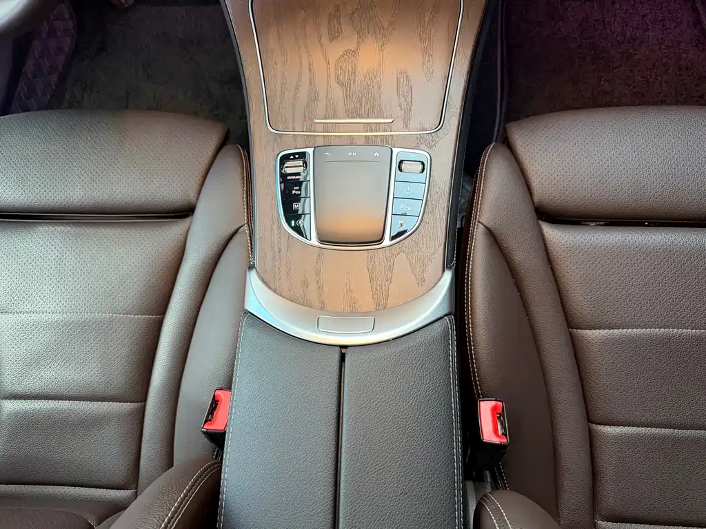 Mercedes-Benz GLC 2020 facelift GLC 260 L 4MATIC luxury model купить на сайте DeffCars