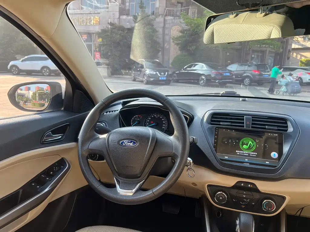 Escort 2017 facelift 1.5L automatic comfort model купить на сайте DeffCars