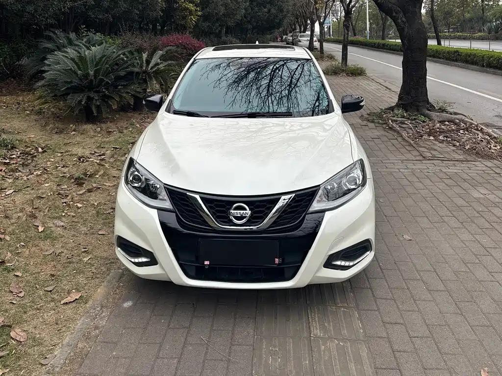 Tiida 2021 1.6L CVT Smart Travel Edition купить на сайте DeffCars
