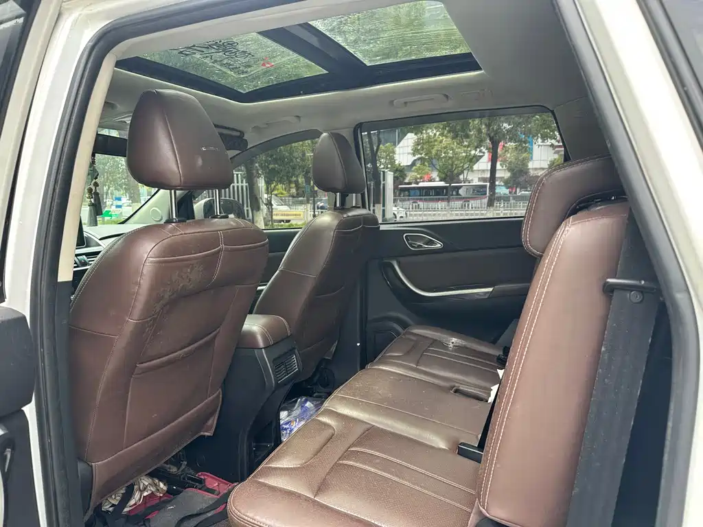 Bisu T5 2017 1.5T manual luxury model купить на сайте DeffCars