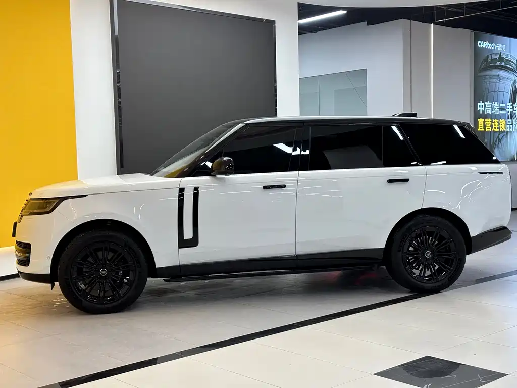 Range Rover 2024 3.0 L6 400PS Extended Edition купить на сайте DeffCars