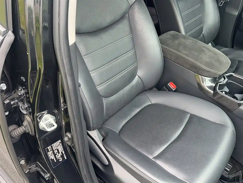 RAV4 Rongfang 2022 Dual Engine 2.5L E-CVT Four-wheel Drive Elite Plus Edition купить на сайте DeffCars
