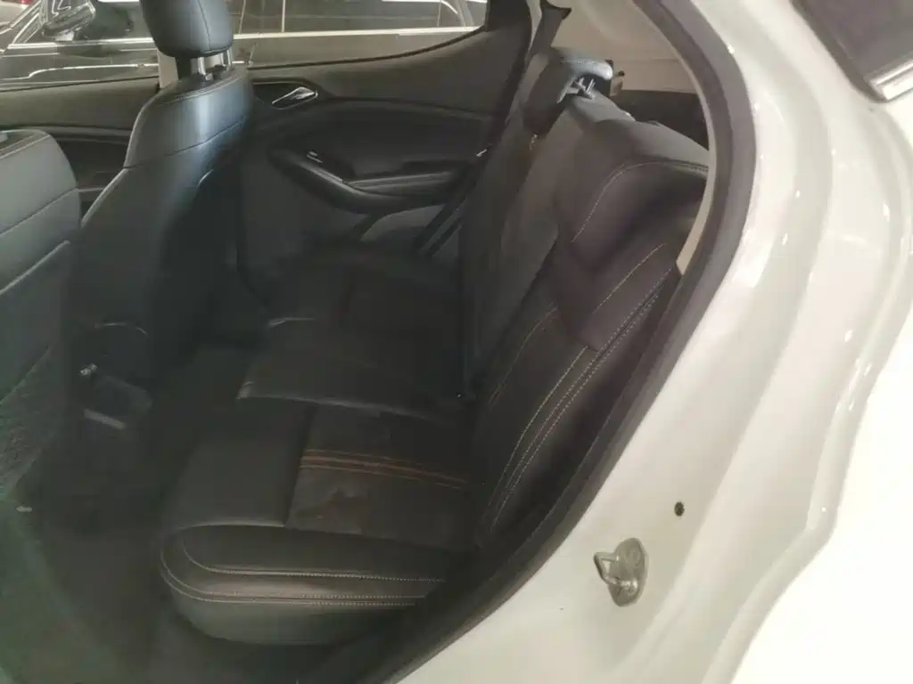 Yuan 2017 1.5L automatic cool interconnected model купить на сайте DeffCars