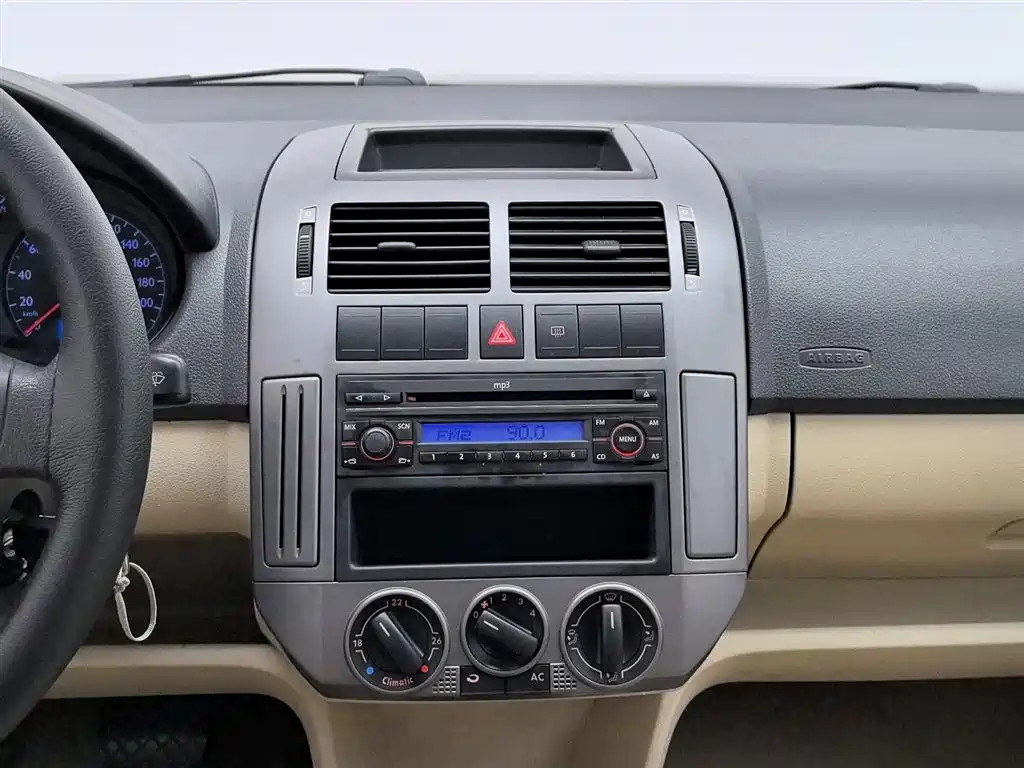 Polo 2009 Jinqing 1.4L Automatic Comfort Edition купить на сайте DeffCars