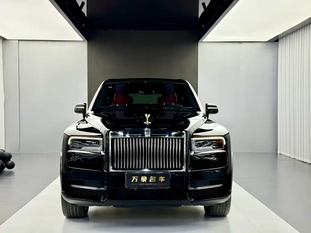 Cullinan 2018 five-seater version купить на сайте DeffCars