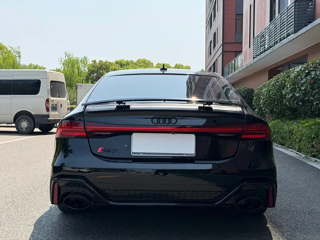 Audi A7 2022 45 TFSI Premium Selection купить на сайте DeffCars