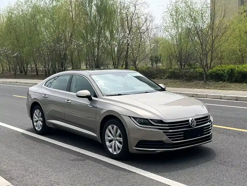 FAW-Volkswagen CC 2019 330TSI Huayan Edition National V купить на сайте DeffCars