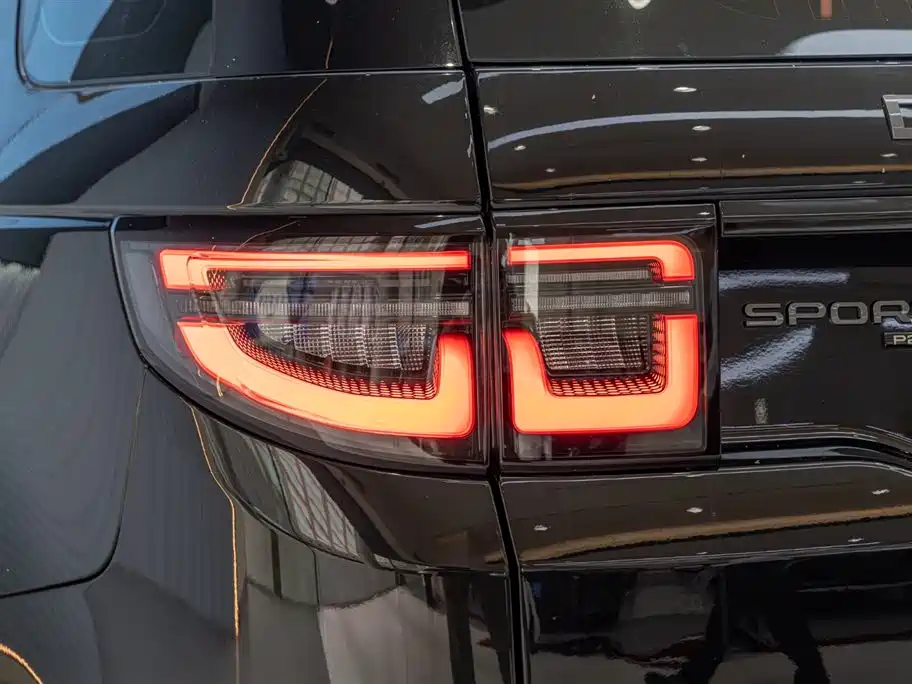Discovery Sport 2022 249PS R-Dynamic SE Performance Technology Edition 5-seater купить на сайте DeffCars
