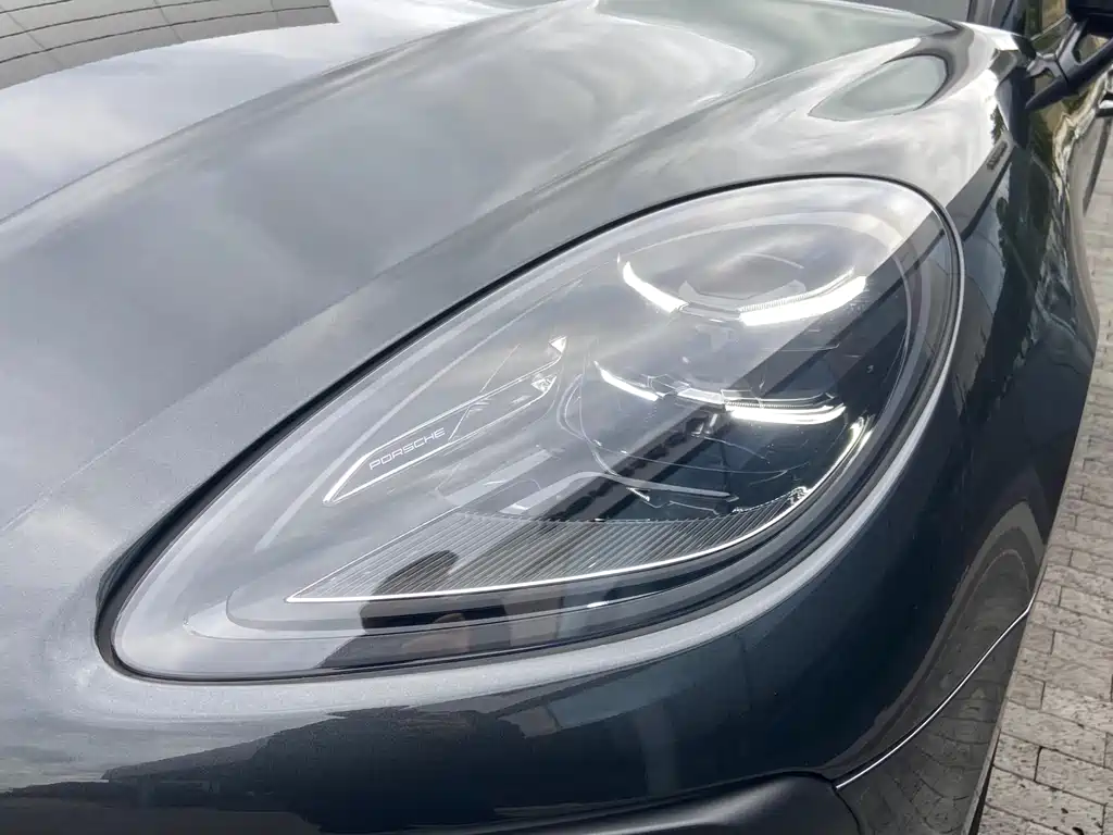 Macan 2023 Macan 2.0T купить на сайте DeffCars