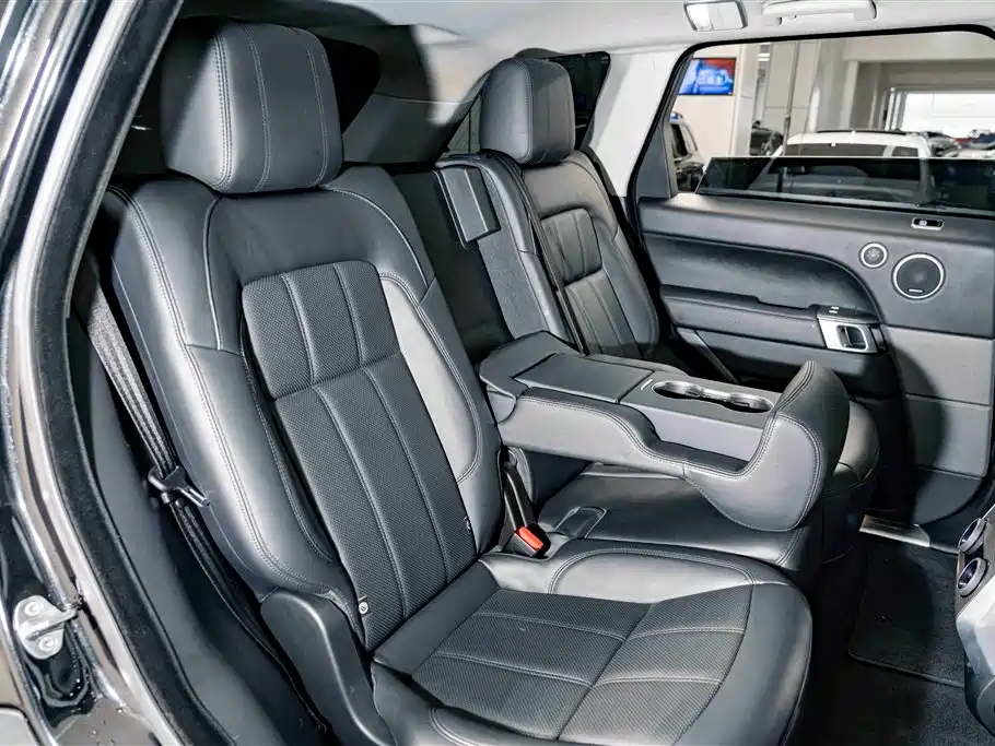 Range Rover Sport 2018 3.0 SC V6 HSE DYNAMIC купить на сайте DeffCars