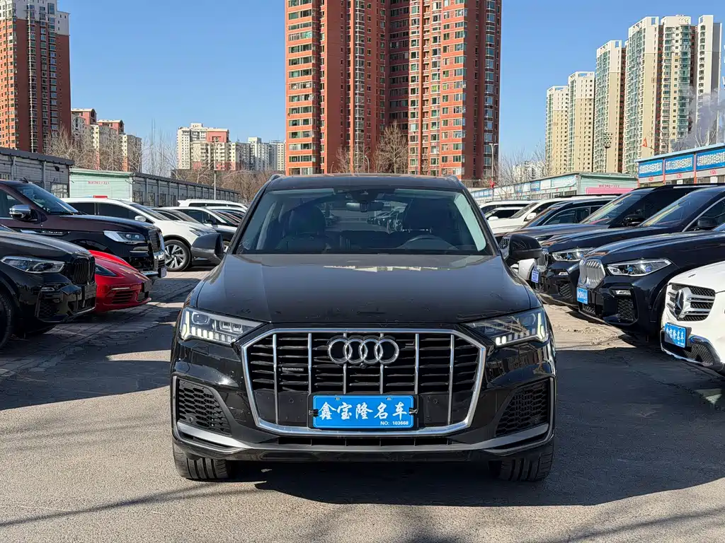 Audi Q7 2022 55 TFSI quattro S line sports купить на сайте DeffCars