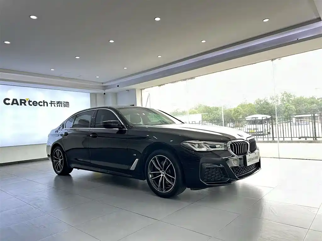 BMW 5 Series 2022 525Li M Sports Package купить на сайте DeffCars