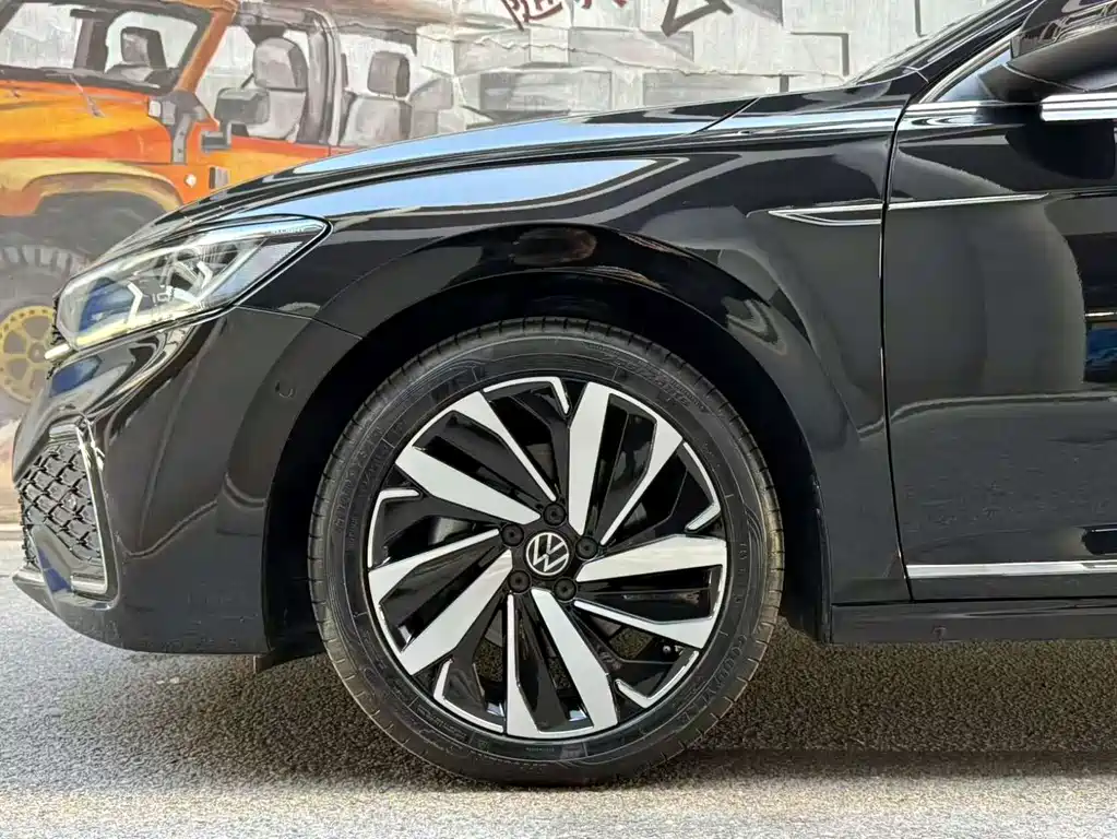 Passat 2022 330TSI Starry Sky Deluxe Edition купить на сайте DeffCars