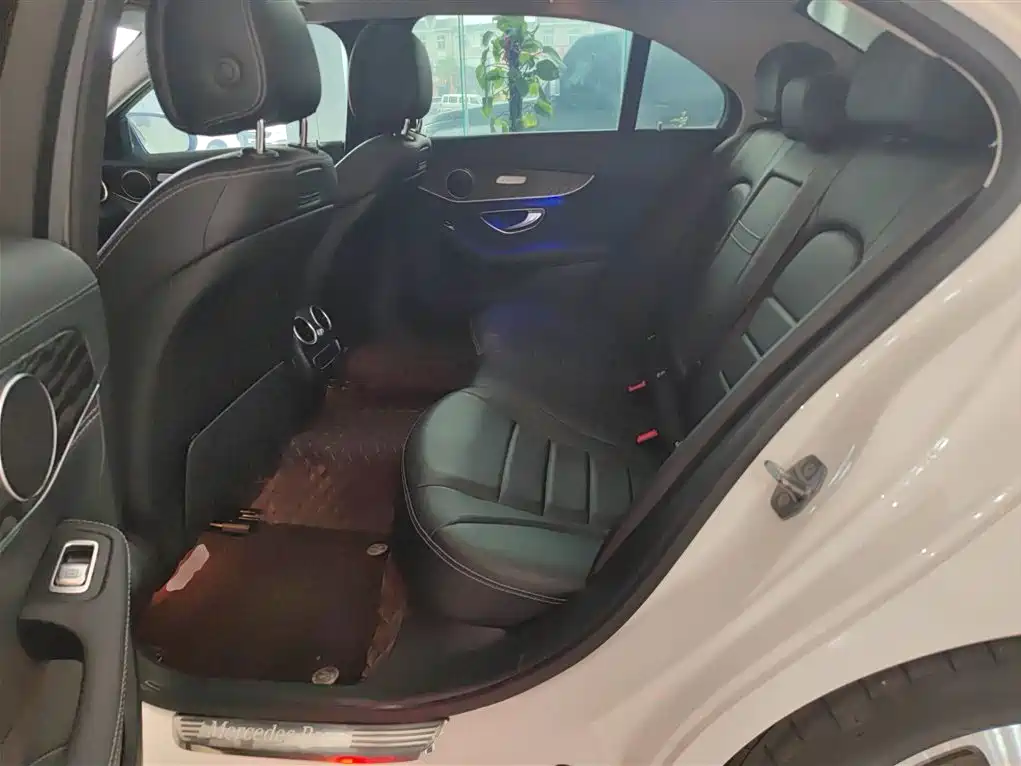 Mercedes-Benz C-Class 2019 C 260 L Sports Edition купить на сайте DeffCars