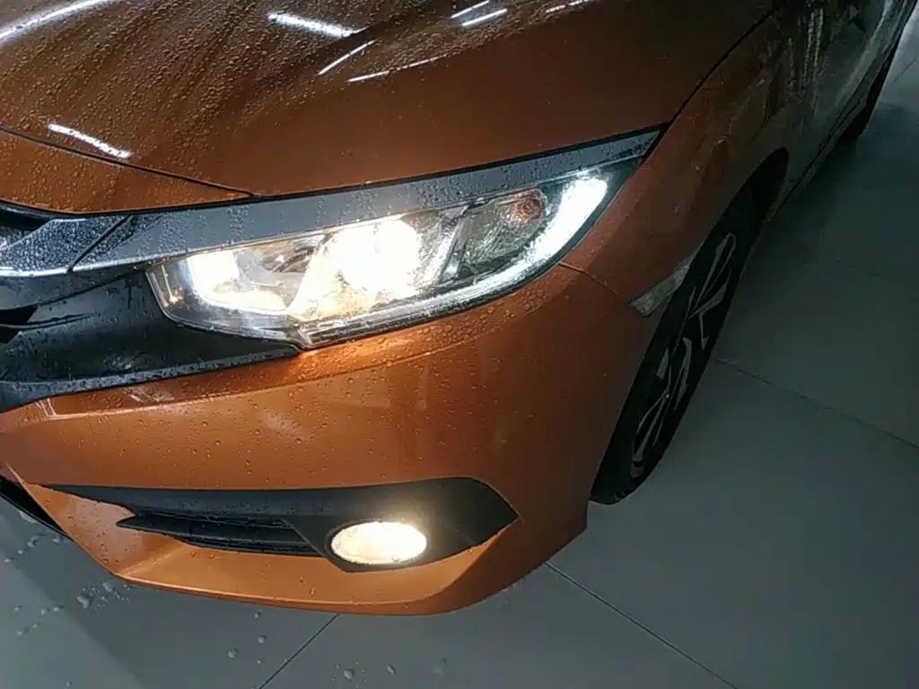 Civic 2016 220TURBO CVT Deluxe Edition купить на сайте DeffCars